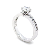 Load image into Gallery viewer, 18ct White Gold Round Brilliant Cut Diamond Ring 0.95ct 5.75g