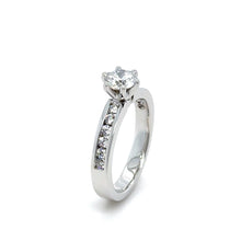 Load image into Gallery viewer, 18ct White Gold Round Brilliant Cut Diamond Ring 0.95ct 5.75g
