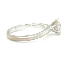 Load image into Gallery viewer, 18ct White Gold Round Brilliant Cut Diamond Solitaire Ring 1.00ct 3.66g