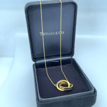 Load image into Gallery viewer, Tiffany &amp; Co. 18ct Yellow Gold Interlocking Circles Pendant Necklace 7.06g