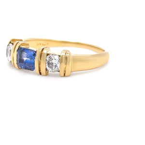 18ct Yellow Gold Sapphire and Diamond Ring 0.70ct 3.6g