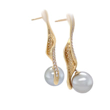 Load image into Gallery viewer, 18ct Yellow Gold Autore Golden South Sea Pearl and Diamond Twist Drop Earrings 1.00ct