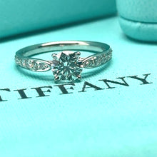 Load image into Gallery viewer, Tiffany &amp; Co Harmony Ring in Platinum 0.62ct