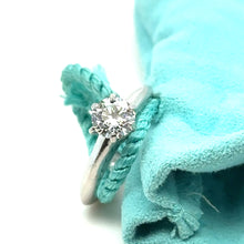 Load image into Gallery viewer, Tiffany &amp; Co Engagement Ring 0.94ct