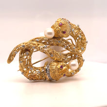 Load image into Gallery viewer, Ilias Lalaounis Vintage Intertwined Chimeras Brooch