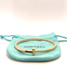 Load image into Gallery viewer, Tiffany &amp; Co T T1 Hinged Bangle in Rose Gold