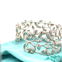 Load image into Gallery viewer, Tiffany &amp; Co Paloma Picasso Olive Leaf Narrow Cuff