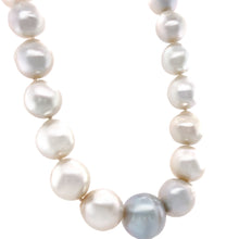 Load image into Gallery viewer, 18ct White Gold Graduated South Sea Cultured Pearl Necklace 113.45g