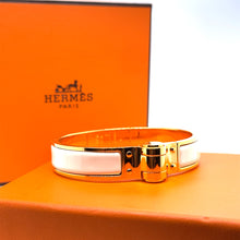 Load image into Gallery viewer, Hermes Yellow Gold Hinged Bracelet - White
