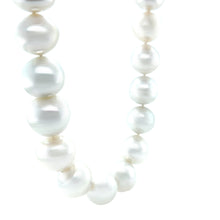 Load image into Gallery viewer, 18ct White Gold Graduated South Sea Cultured Pearl Necklace with Diamond Clasp 0.34ct 149.58g