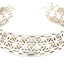 Load image into Gallery viewer, Sterling Silver Cut-Out Pattern Cuff Bangle 37.6g