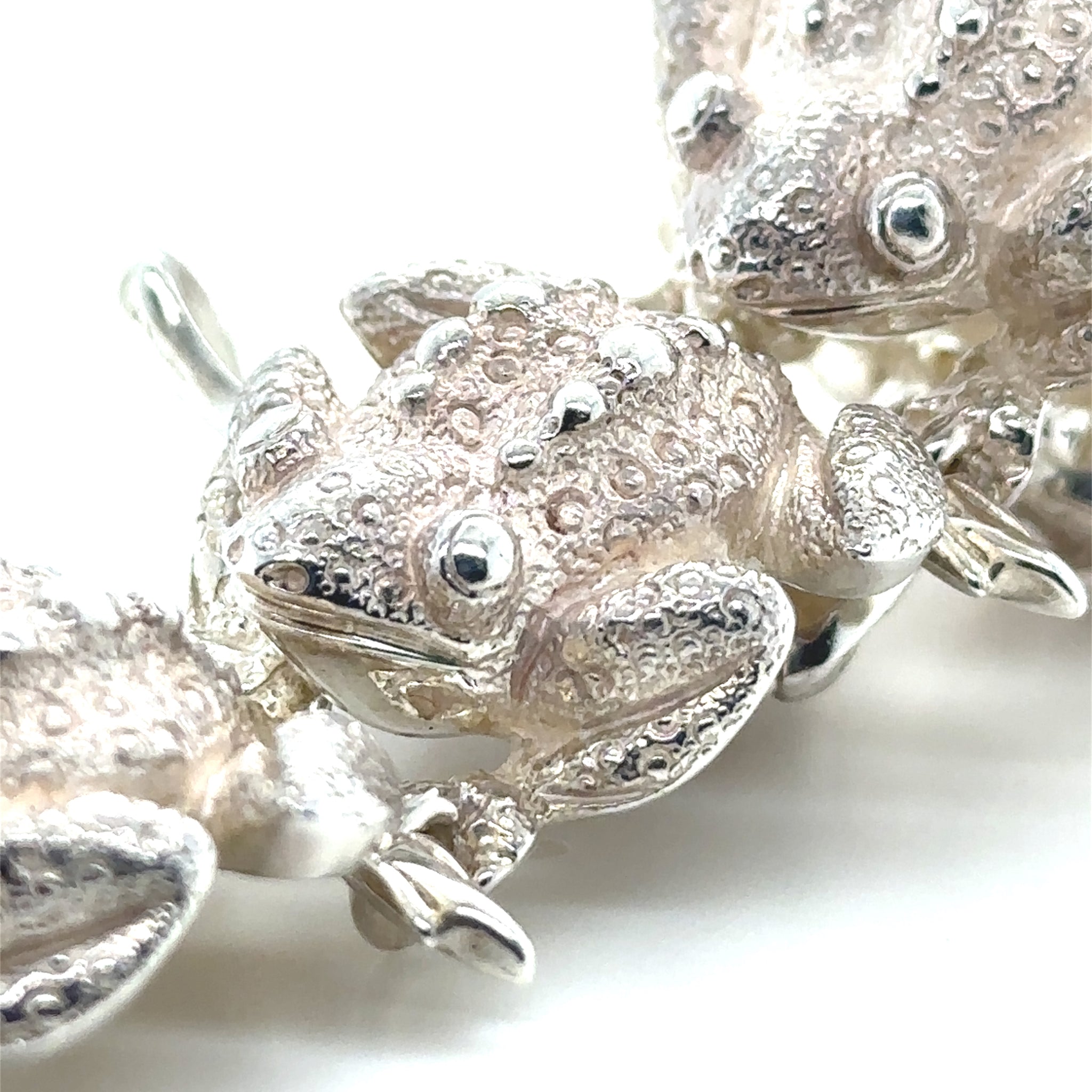 Tiffany & Co Rare Vintage Silver Frog Nature Link Bracelet 88.43g
