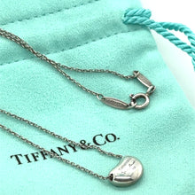 Load image into Gallery viewer, Tiffany &amp; Co. Silver Elsa Peretti Bean Design Pendant Necklace 3.06g