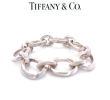 Load image into Gallery viewer, Tiffany &amp; Co. Sterling Silver Vintage Oval Link Bracelet 88g