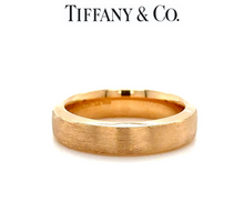 Load image into Gallery viewer, Tiffany &amp; Co &quot;The Charles&quot; Wedding Band