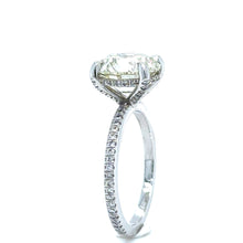 Load image into Gallery viewer, 18ct White Gold Round Brilliant Cut Diamond Ring 4.42ct 5.42g