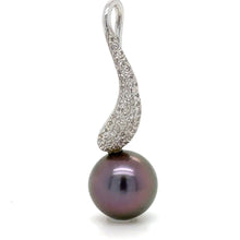 Load image into Gallery viewer, Willie Creek Tahitian Pearl and Diamond Pendant