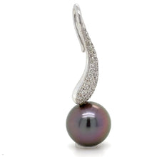 Load image into Gallery viewer, Willie Creek Tahitian Pearl and Diamond Pendant
