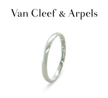 Load image into Gallery viewer, Van Cleef &amp; Arpels Platinum Tendrement Wedding Band 2.44g