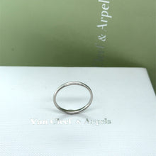 Load image into Gallery viewer, Van Cleef &amp; Arpels Platinum Tendrement Wedding Band 2.44g