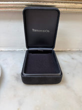 Load image into Gallery viewer, Tiffany &amp; Co. 18ct Yellow Gold Interlocking Circles Pendant Necklace 7.06g