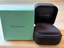 Load image into Gallery viewer, Tiffany &amp; Co. 18ct Yellow Gold Paloma Picasso Olive Leaf Climber Earrings 4.23g