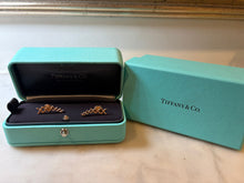 Load image into Gallery viewer, Tiffany &amp; Co. 18ct Rose Gold Paloma Picasso Graffiti Earrings 5g