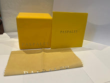 Load image into Gallery viewer, Paspaley Kimberley Onyx Circle Pearl Bracelet