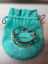 Load image into Gallery viewer, Tiffany &amp; Co. 18ct White Gold Atlas Cuff Bracelet 77.06g
