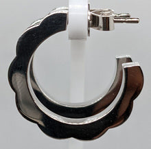 Load image into Gallery viewer, 18Ct White Gold And Black Diamond Fairfax And Roberts Earrings - Luxury Brand Jewellery