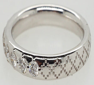 18ct White Gold Gucci Diamatissima Ring - Luxury Brand Jewellery