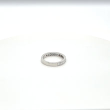 Load image into Gallery viewer, princess cut diamond ring