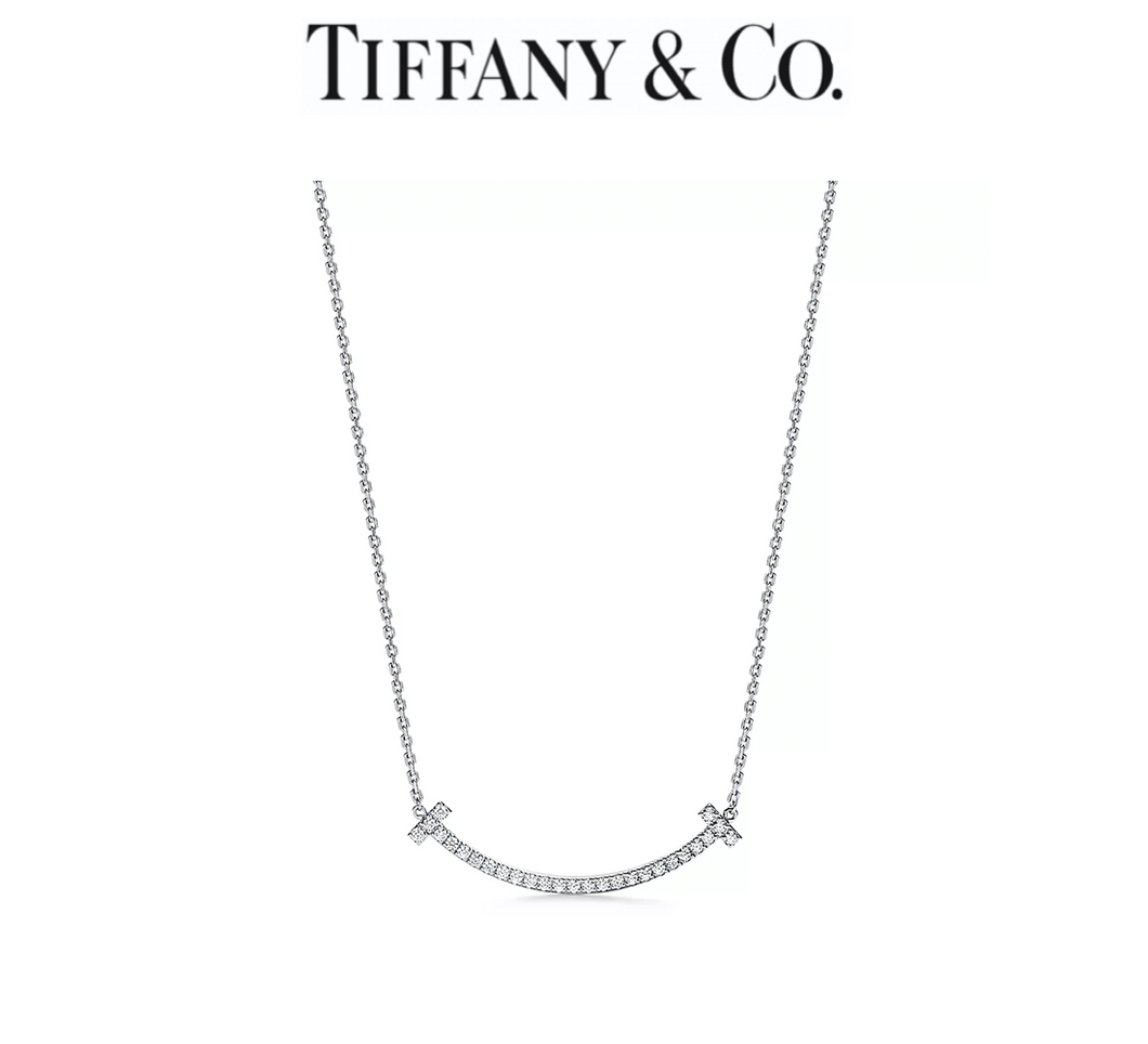 Tiffany & Co T Medium Smile Pendant