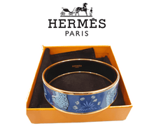 Load image into Gallery viewer, Hermes Enamel Bangle - Tigre - Luxury Brand Jewellery